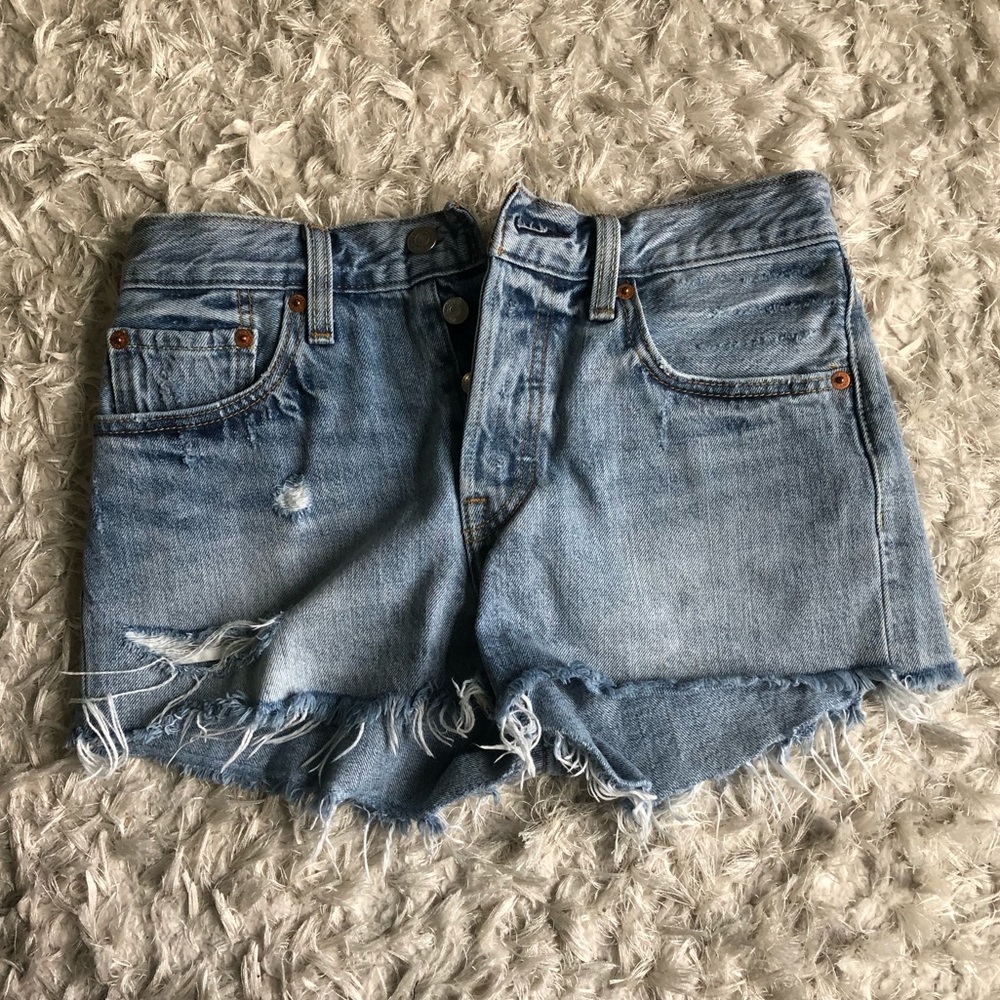levi’s jean shorts